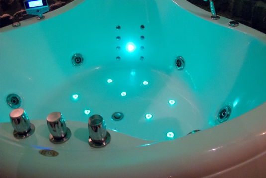 Massagekamer 'Phuket' Mandarin Spa Nijmegen (2)